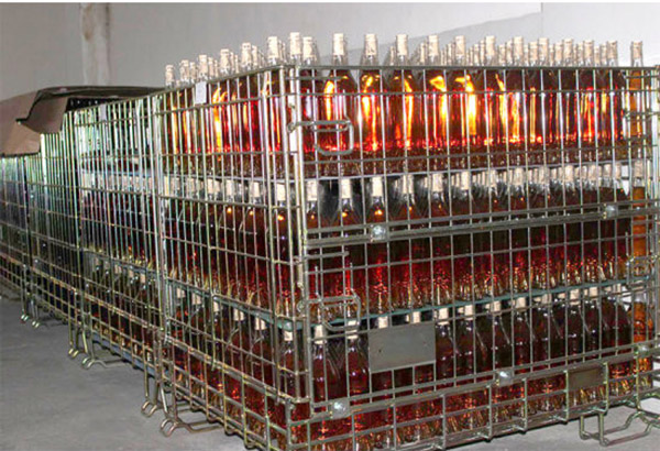 industrial wire containers for the wine industry